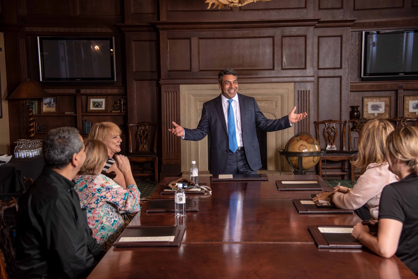 <p>Finance Degree</p>